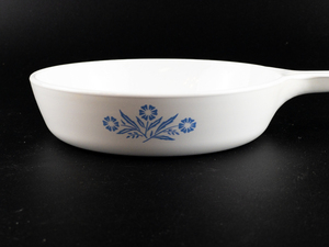 lot 345 image: VINTAGE Corning Ware Cornflower Blue Menuette Skillet 6 12 inch P-83-B No Lid
