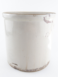 lot 62 image: Vintage White Stoneware Crock 