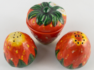 lot 73 image: Rossetti Occupied Japan Vintage Strawberry Ceramic Condiment Set. S&ampP and Condiment Pot 
