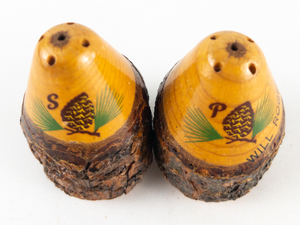 lot 79 image: Salt and Pepper Shakers Rogers State Park Natural Wood with transfer