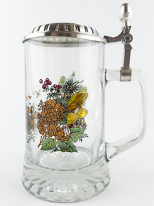 lot 187 image: Vintage DOMEX Glass Lidded Beer Stein with Duck and Country Theme Artwork