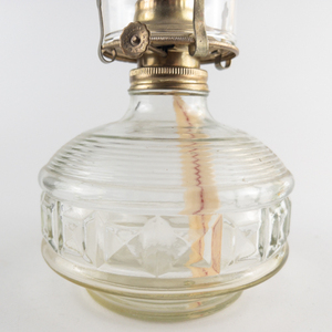 lot 225 image: Vintage Kaadan Clear Glass Oil Lamp Eagle Burner Art Deco Squares Ridges 14
