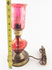 lot 229 image: VINTAGE CRANBERRY GLASS HURRICANE MANTLE TABLE BOUDOIR LAMP Etched Art Deco