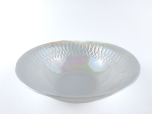 lot 355 image: VINTAGE FEDERAL GLASS Moonglow (Iridescent) 8 12in Round Bowl