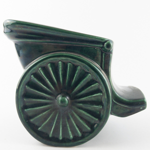 lot 367 image: LE BOW of California GREEN CHARIOT Ceramic Planter approx 8in