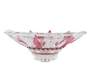 lot 375 image: Small Bowl with Ruby Flashed Pattern 