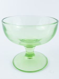 lot 389 image: Liquor Cocktail Glass in Green