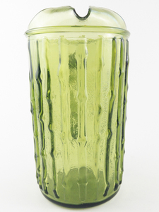 lot 391 image: VINTAGE -&nbspANCHOR HOCKING Tahiti Avocado Green 64 Oz Pitcher