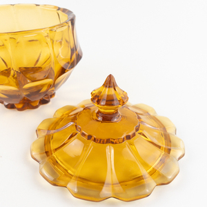 lot 396 image: VINTAGE - FENTON Valencia Amber&nbspCandy Box & Lid