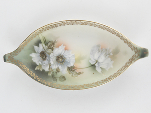 lot 430 image: VINTAGE - RS (Reinhold Schlegelmilch) GERMANY White Poppies Relish Dish 8 58in With Curled Ends