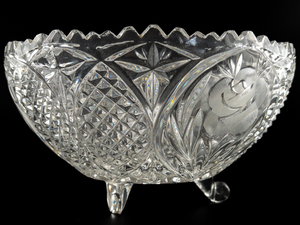 lot 444 image: VINTAGE - 3-Toed Footed Bowl with Gray Cut Rose Design 8 12in