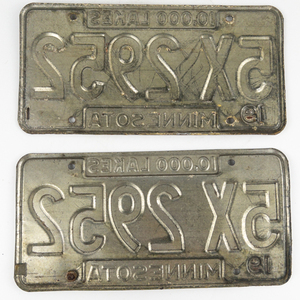 lot 492 image: Vintage Set of Two 1964 Minnesota 10,000 Lakes License Plate