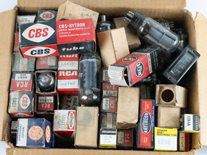 lot 495 image: Box of VINTAGE Electronic Vacuum Tubes - Over 50