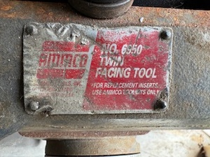 lot 2 image: Ammco Twin Facing Tool