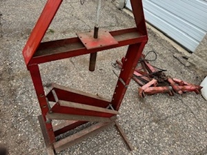 lot 54 image: Snap On A Press Frame. Model YA624A
