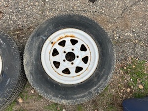 lot 18 image: Four Goodyear Tires 205-75-R15