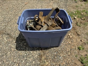 lot 44 image: Container of Straps and Ratchets