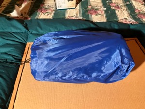 lot 22 image: pure comfort blow up mattress