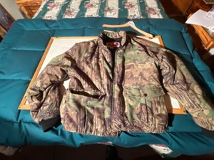 lot 49 image: L.L.Bean camo jacket