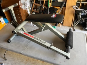 lot 366 image: total body trainer