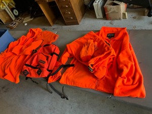 lot 383 image: assorted orange-appears new