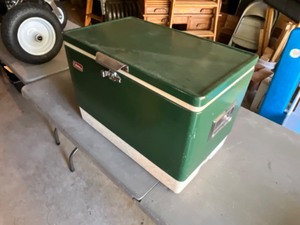 lot 403 image: awesome vintage coleman cooler