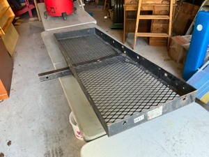 lot 417 image: storag rack- 2 shank