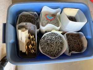 lot 422 image: sorted nails