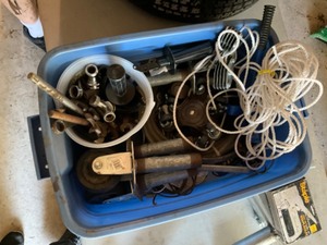 lot 426 image: lot sorted hardware