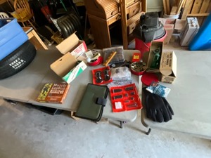 lot 428 image: firearm accessorieasreloading supplys