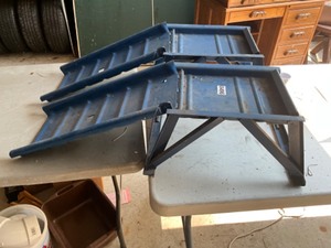 lot 496 image: wheel ramps