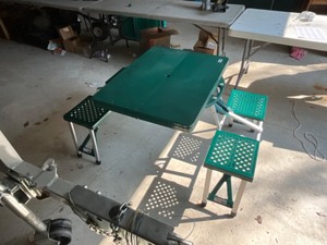 lot 504 image: fold up camping picnic table