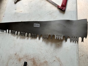 lot 532 image: decorative saw