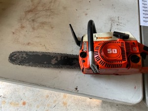 lot 536 image: husqvarna chainsaw