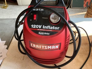 lot 565 image: 120v air compressor