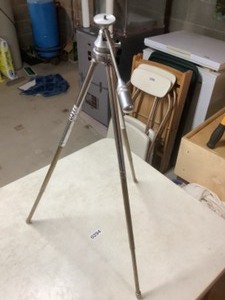 lot 317 image: Camera tripod
