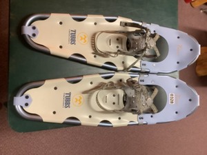 lot 328 image: Tubbs snow shoes