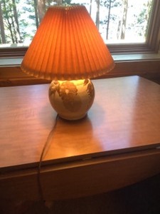 lot 134 image: Lamp