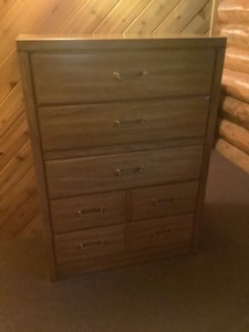 lot 165 image: chest of drawers