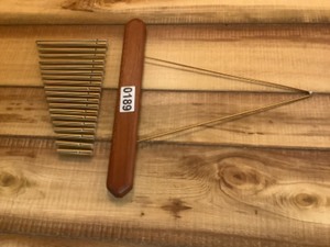 lot 189 image: hanging wind chime
