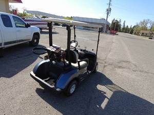 lot 2 image: 2021 Yamaha electric golf cart- no reserves