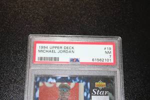 1994 Upper Deck Michael Jordan #19 PSA 7
