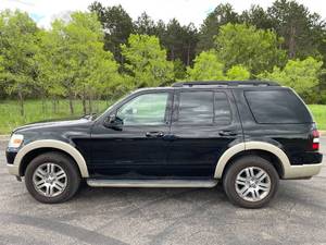 lot 16F image: 2010 Ford Explorer Eddie Bauer - 2 OWNERS - 4X4