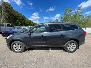 lot 28A image: 2009 Chevrolet Traverse LT - AWD