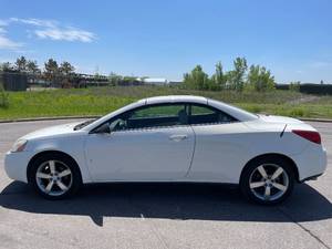 lot 16R image: 2007 Pontiac G6 GT - 32,282 MILES