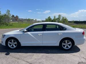 lot 16BB image: 2012 Volkswagen Passat TDI SE - DIESEL
