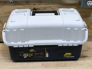 lot 32 image: Plano Six Tray Hip Roof Tackle Box (Broken Piece On Inside Tray)