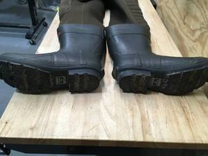 lot 22 image: Cabelas Classic Series II Neoprene Boot-Foot Waders for Men Size 12 (Retail $119.97)