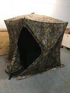 lot 43 image: BlackOut X83 Hub-Style Ground Blind (One side does not extend)