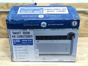 lot 115 image: GE ENERGY STAR 8,000 BTU Smart Electronic Window Air Conditioner for Medium Rooms up to 350 sq. ft. Model # AHTK08AA (Works)